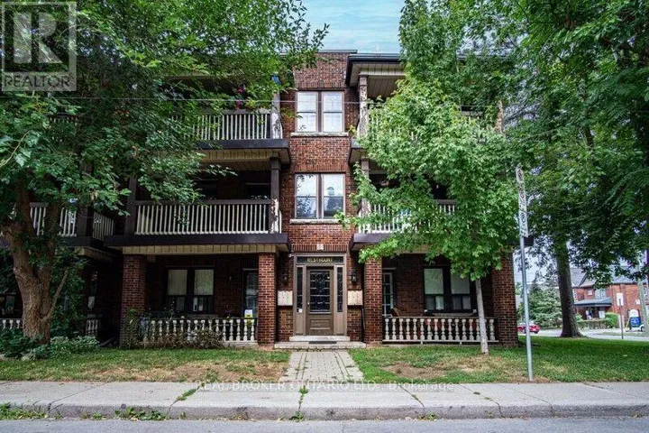 10 - 4 HYDE PARK AVENUE, Hamilton (Kirkendall), Ontario L8P4M5