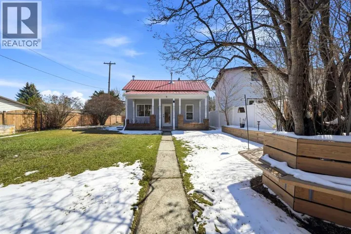 5019 58 Street, Lacombe, Alberta T4L1K7