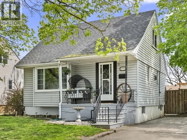 1894 MALTA ROAD, Windsor, Ontario N8W4H2