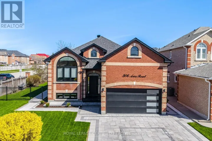 306 AVRO ROAD, Vaughan (Maple), Ontario L6A1X6