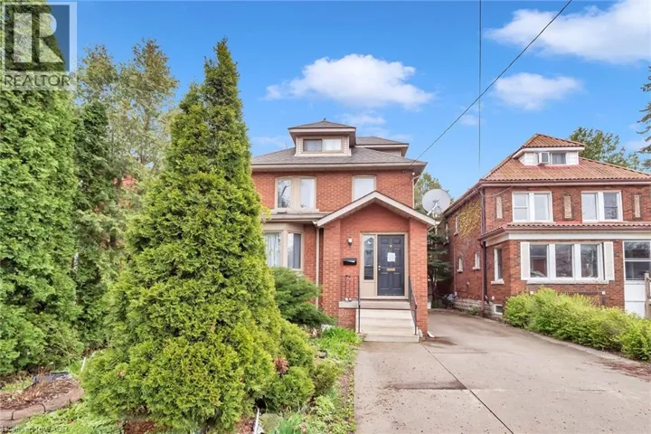 81 STERLING Street, Hamilton, Ontario L8S4J1