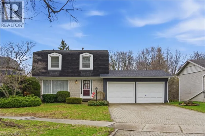 37 PARKVIEW Crescent, Kitchener, Ontario N2A1M1