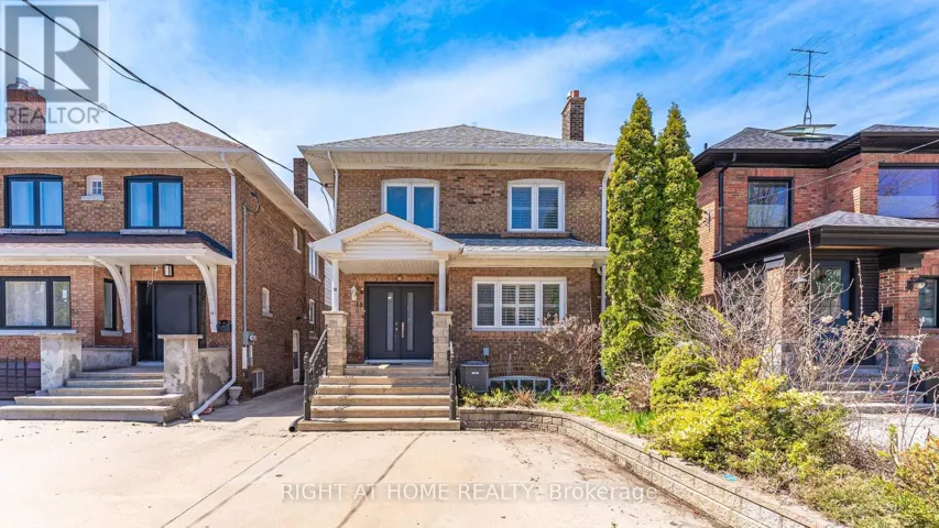18 RUSHOLME ROAD, Toronto (Little Portugal), Ontario M6J3H4