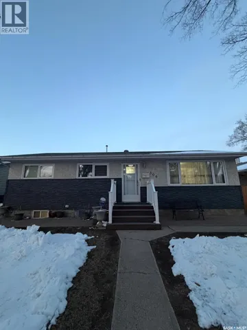 306 X AVENUE N, Saskatoon, Saskatchewan S7L3J7