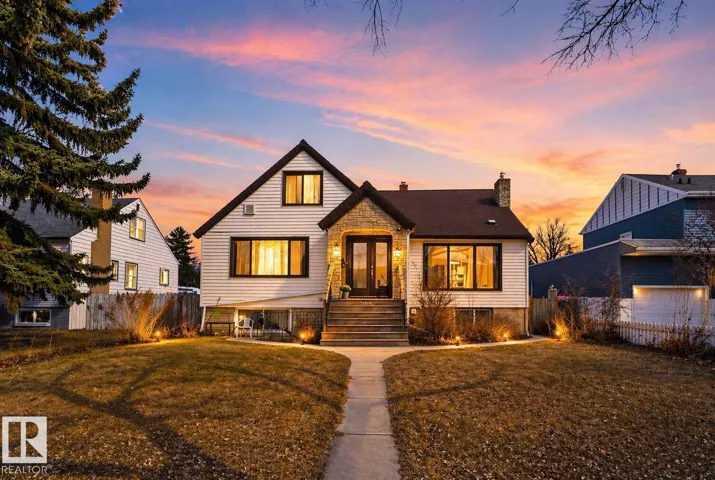11227 103 ST NW, Edmonton, Alberta T5G2H6