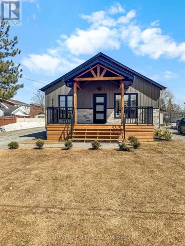 414 CENTER STREET, Timmins (MTJ - Main Area), Ontario P4N7M4