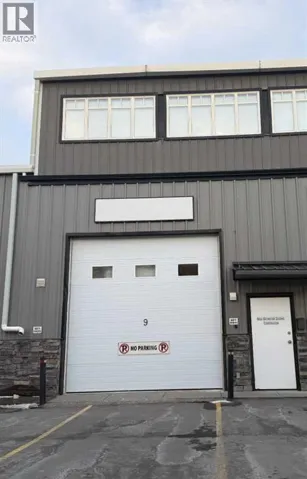 9, 30 Griffin Industrial Point, Cochrane, Alberta T4C0A2