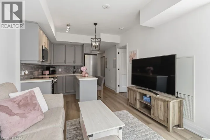 2333 KHALSA Gate Unit# 706, Oakville, Ontario L6M0X7