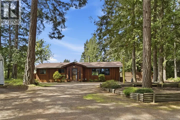 1599 Arbutus Dr, Nanoose Bay, British Columbia V9P9C8