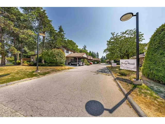 1640 CONFIDENTIAL AVENUE, Surrey, British Columbia V3W7E6