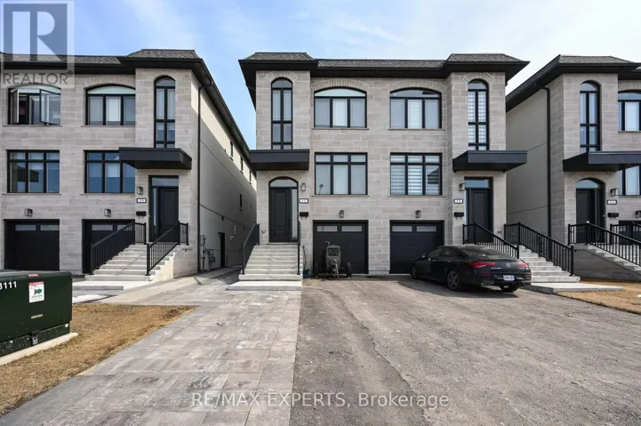 17 ST GASPAR COURT, Toronto (Humber Summit), Ontario M6L1Y7