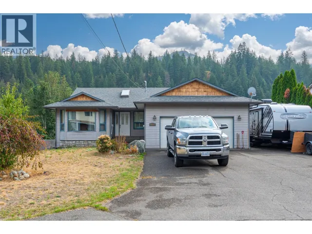 4728 SPRUCE Crescent, Barriere, British Columbia V0E1E0