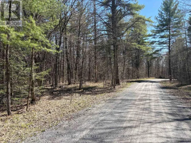 LOT 0 CENTRE PARCEL SWEETFERN LANE, Frontenac (Frontenac South), Ontario K0H1H0