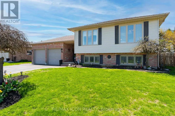 61 CARLETON COURT, Thames Centre (Dorchester), Ontario N0L1G2