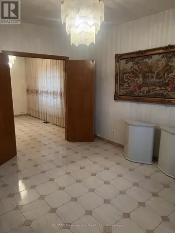 780