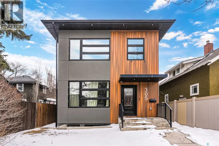 305 Clarence AVENUE S, Saskatoon, Saskatchewan S7N1H5