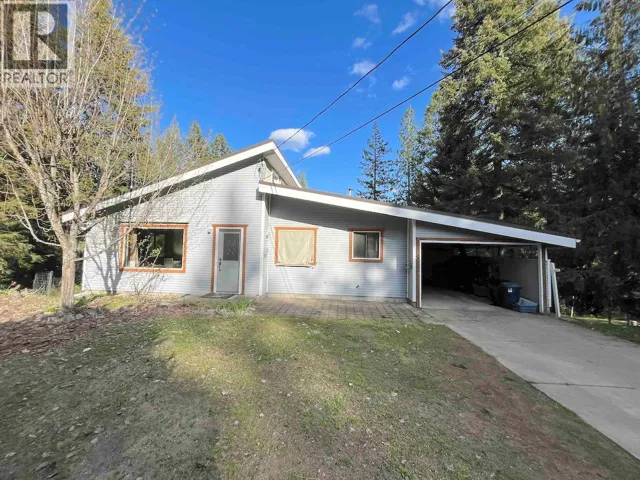 102 Chase Road, Christina Lake, British Columbia V0H1E0