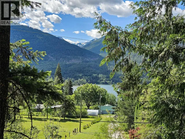 Lot 1 LONGBEACH Road, Nelson, British Columbia V1L6P2