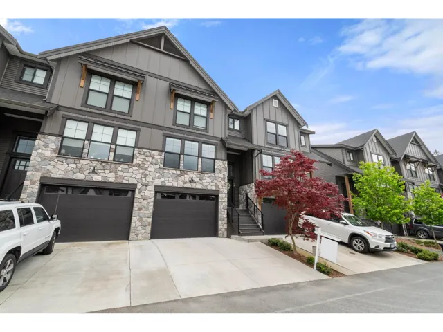 10 47203 VISTA PLACE, Promontory, Chilliwack, British Columbia V2R6E2