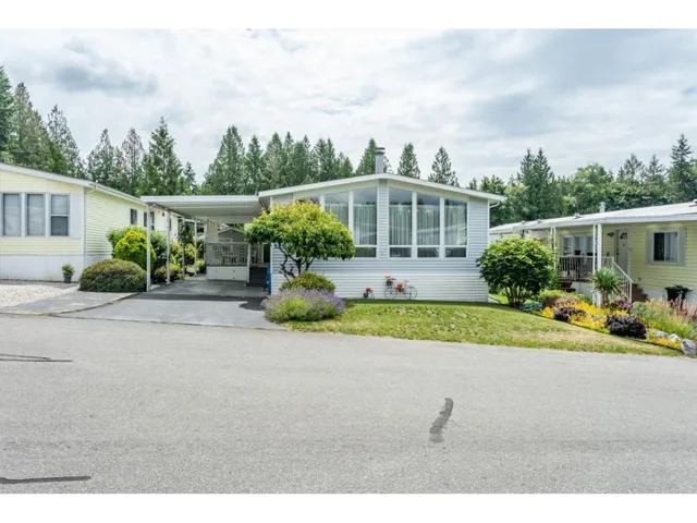 53 2315 198 STREET, Langley, British Columbia V2Z1Z1