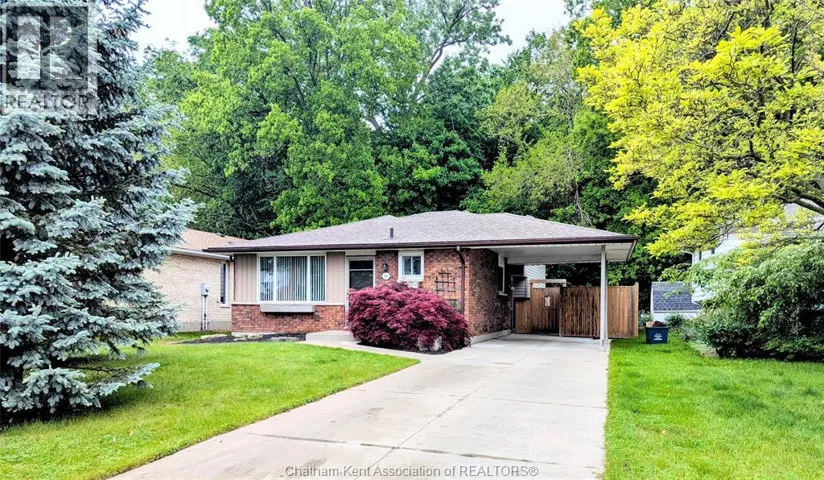 56 WILLOWDALE PLACE, Chatham, Ontario N7L4M8