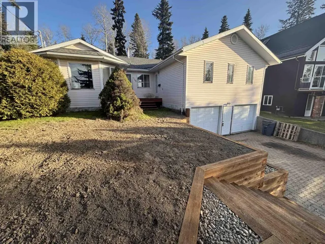 7788 THOMPSON DRIVE, Prince George, British Columbia V2N5N5