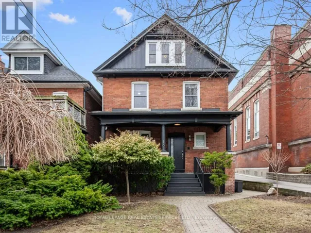 162 MEDLAND STREET, Toronto (Junction Area), Ontario M6P2N5