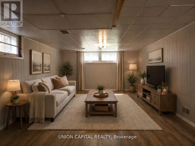 6 GALEWOOD DRIVE, Toronto (Humberlea-Pelmo Park), Ontario M9N3L7