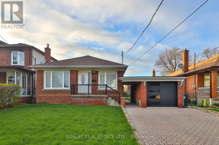 136 REGINA AVENUE, Toronto (Englemount-Lawrence), Ontario M6A1R7