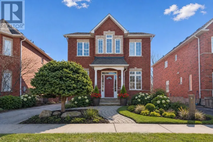 2484 CAPILANO CRESCENT, Oakville (RO River Oaks), Ontario L6H6L4