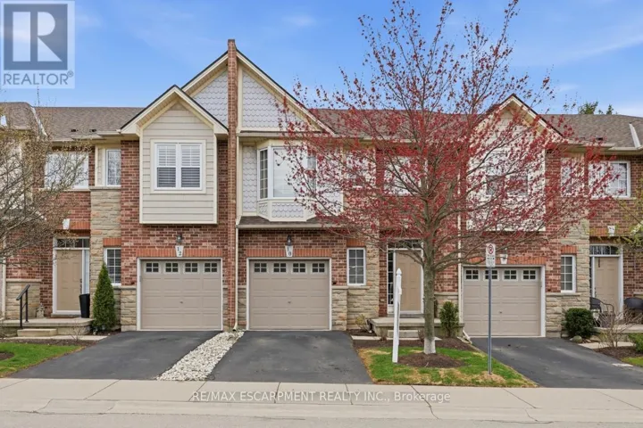 4 - 10 LIDDYCOAT LANE, Hamilton (Ancaster), Ontario L9G0A7