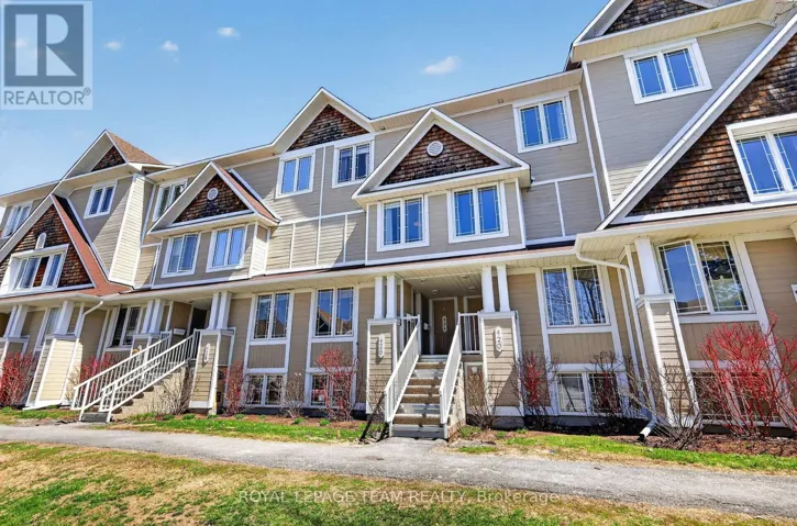 13 - 424 HILLSBORO PRIVATE, Ottawa, Ontario K2M3A8