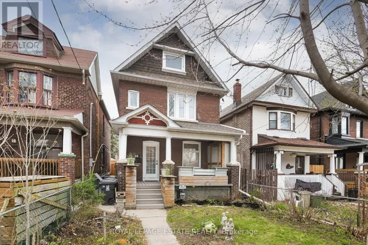 UPPER - 34 BARRINGTON AVENUE, Toronto (East End-Danforth), Ontario M4C4Y7