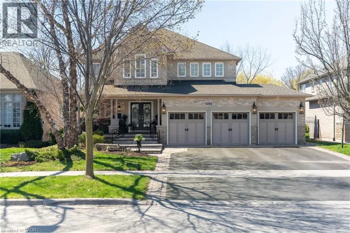 4266 CLUBVIEW Drive, Burlington, Ontario L7M4X2