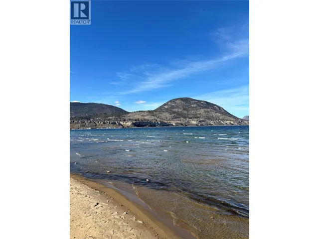 922 Dynes Avenue Unit# 208, Penticton, British Columbia V2A1E8