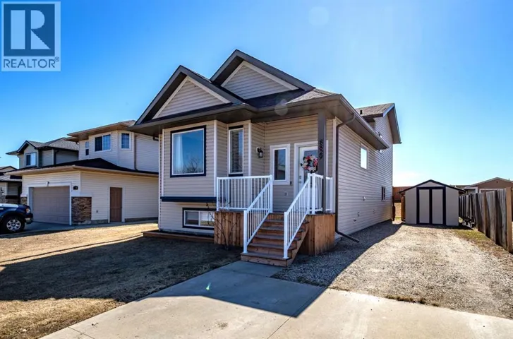8829 69 Avenue, Grande Prairie, Alberta T8X0C1