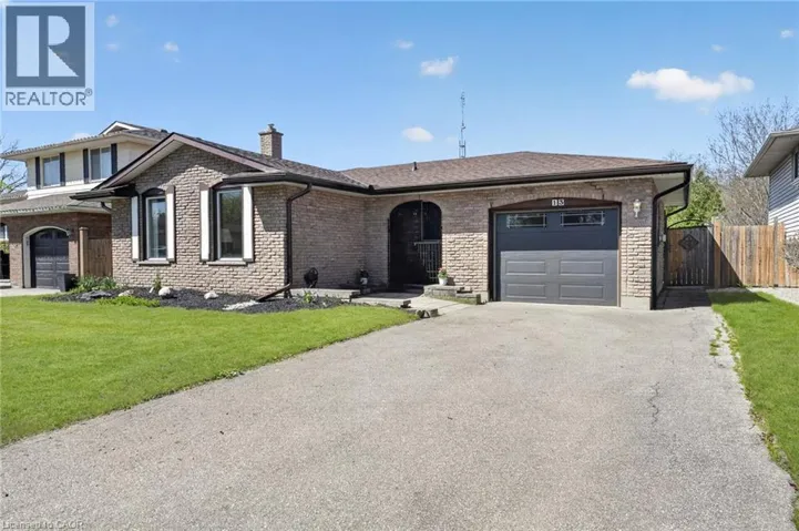 13 CASCADE Court, St. Catharines, Ontario L2P1T5