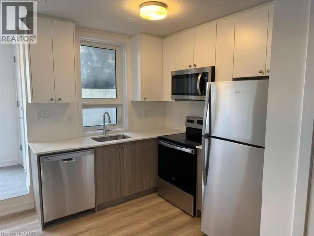 25 PALACE Street Unit# P24, Kitchener, Ontario N2E3M6