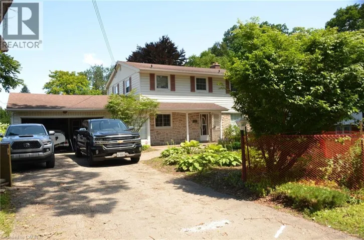 15 ST. ANNS Court, Ancaster, Ontario L9G2C9