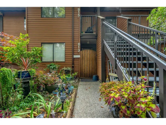 813 10620 150 STREET, Surrey, British Columbia V3R7S1