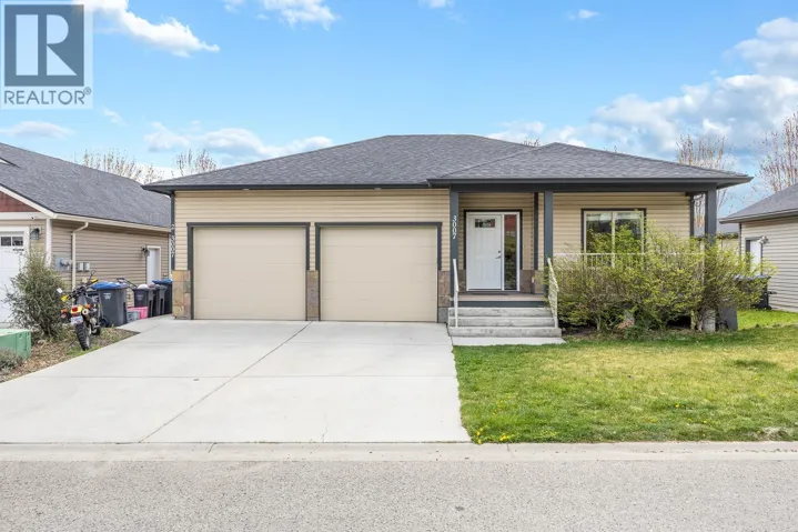 3007 Shetland Road, Kelowna, British Columbia V1V3A7