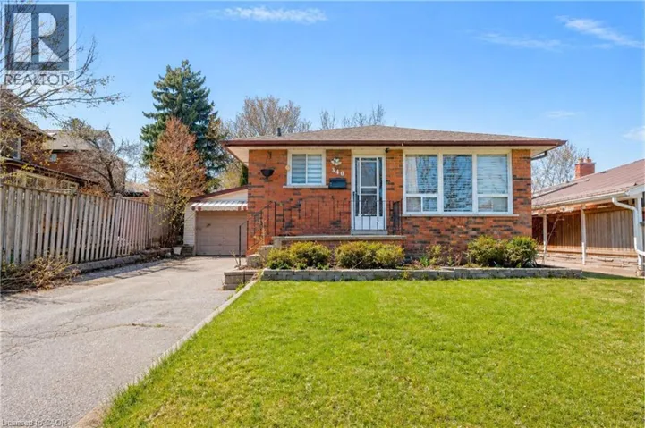 340 FAIRLAWN Street, Oshawa, Ontario L1J4R3
