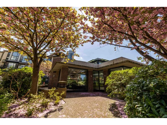 108 10866 CITY PARKWAY, Surrey, British Columbia V3T5W9