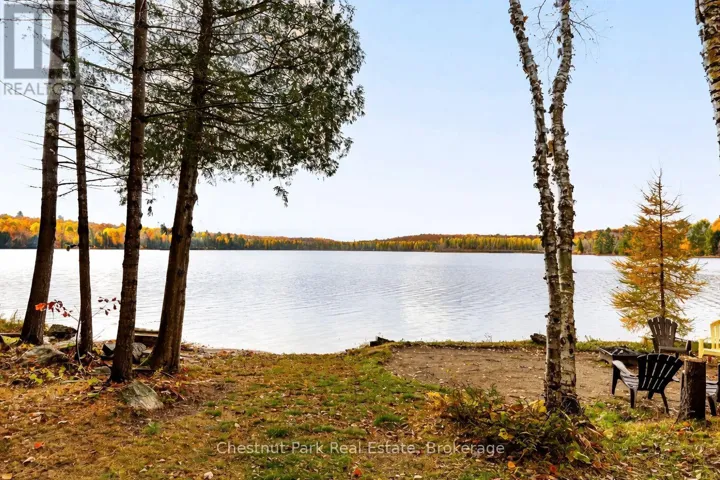 275 MENOMINEE LK ROAD, Lake of Bays (Mclean), Ontario P1J2J3