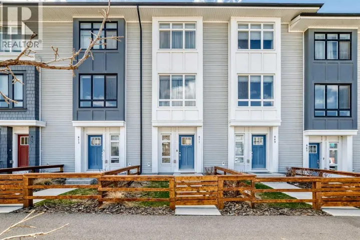 871 Belmont Drive SW, Calgary, Alberta T2X4P2