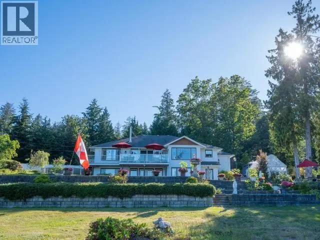 2108 MAHOOD ROAD, Powell River, British Columbia V8A0L3