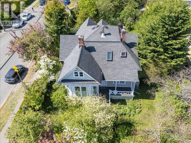 133 Milton St, Nanaimo, British Columbia V9R2K4