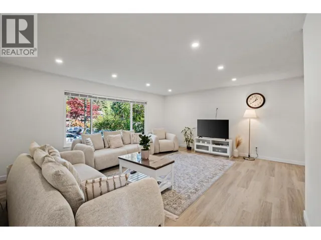 1344 PRAIRIE AVENUE, Port Coquitlam, British Columbia V3B1T1