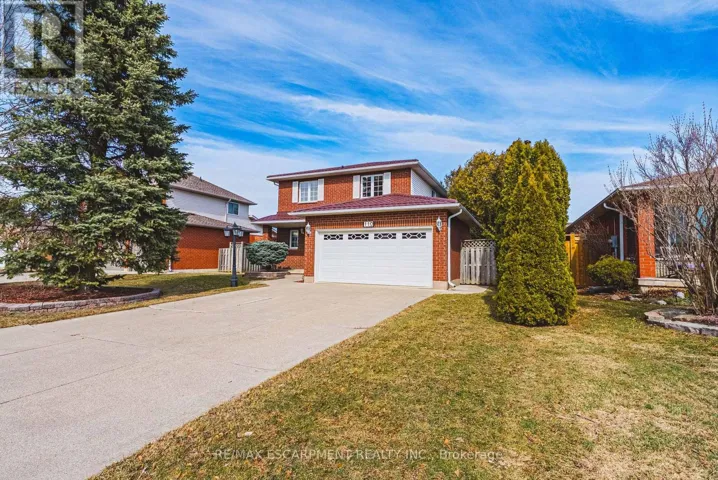 110 HIGHBURY DRIVE, Hamilton (Stoney Creek Mountain), Ontario L8J3P4