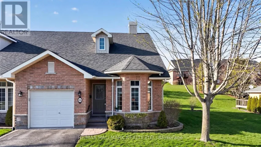105 - 86 VILLAGE CRESCENT, Peterborough (Otonabee Ward 1), Ontario K9J8S7